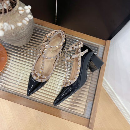Scarpe con Tacco Alto a Blocco – Punta a Spillo, Rivetti e Cinturino alla Caviglia