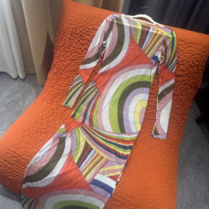 Abito lungo in rete trasparente con stampa chic