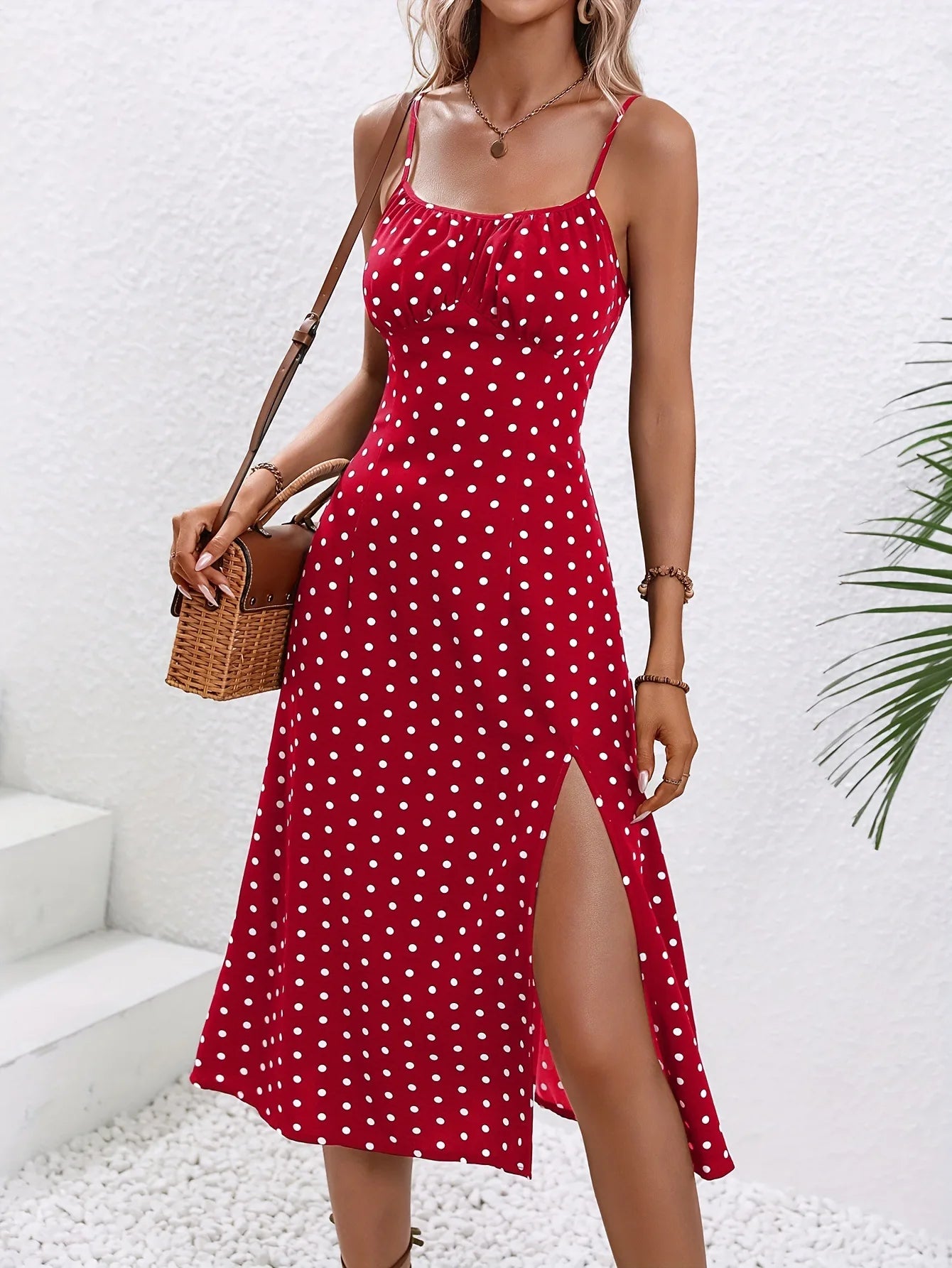 Abito estivo boho senza spalline con stampa a pois